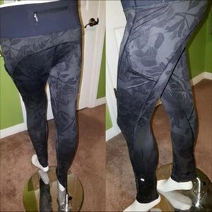 Lululemon Speed Tight (BlackGray Floral)